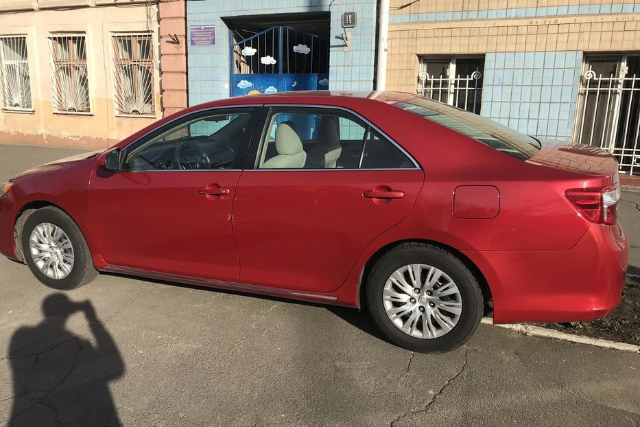 Продам Toyota Camry le 2013 года в Одессе