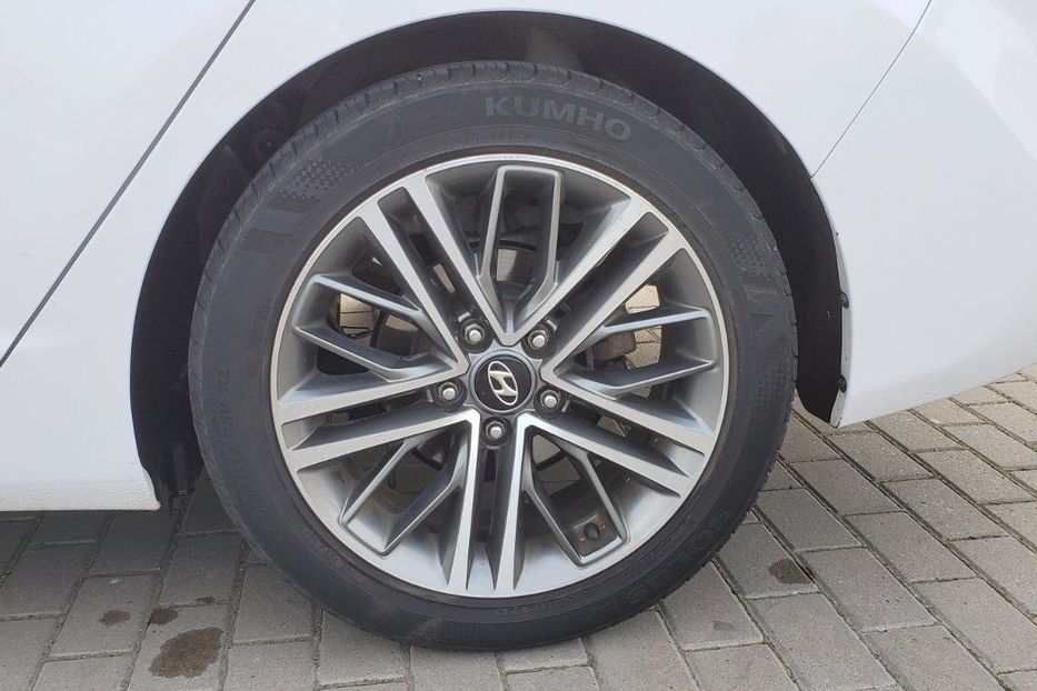 Продам Hyundai Avante 2015 года в Виннице