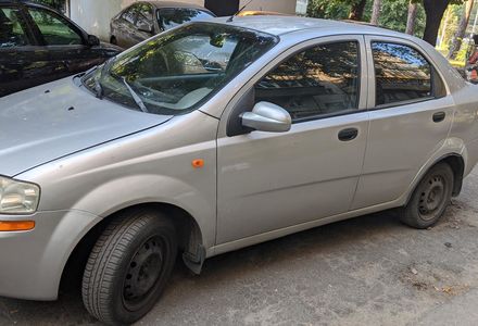 Продам Chevrolet Aveo 2004 года в Киеве