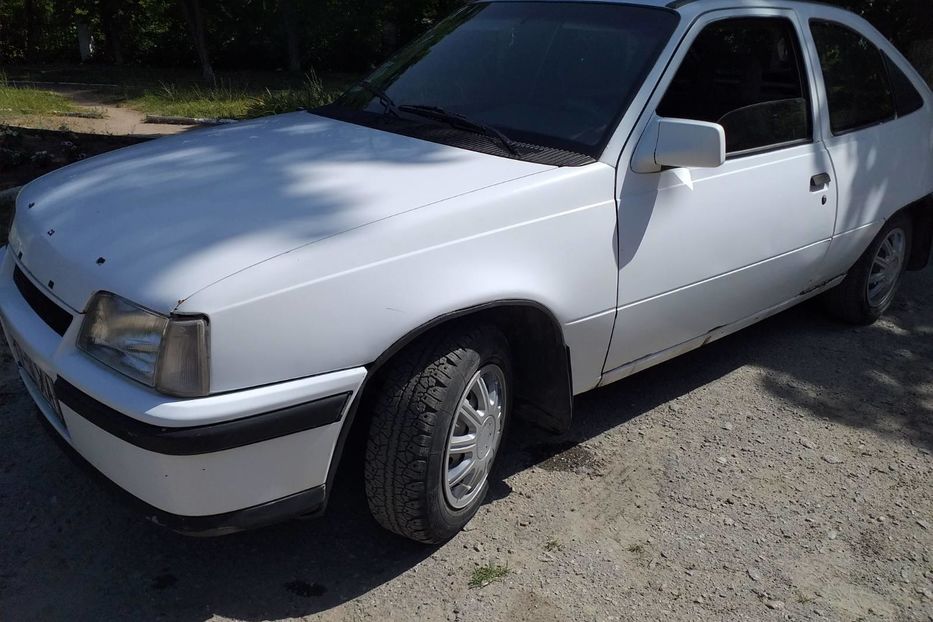 Продам Opel Kadett 1989 года в г. Изюм, Харьковская область