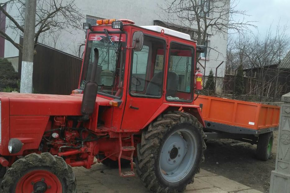Продам Трактор Уралец 1992 года в Черновцах