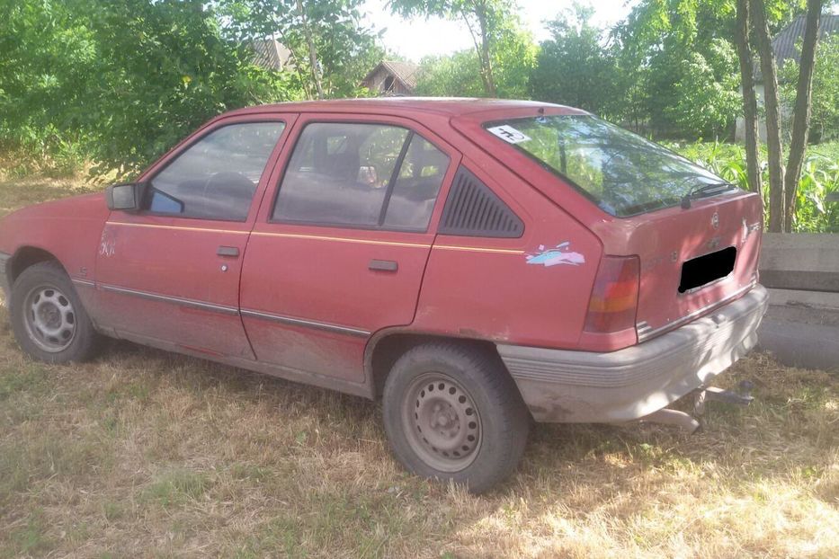 Продам Opel Kadett 1985 года в г. Гайворон, Кировоградская область