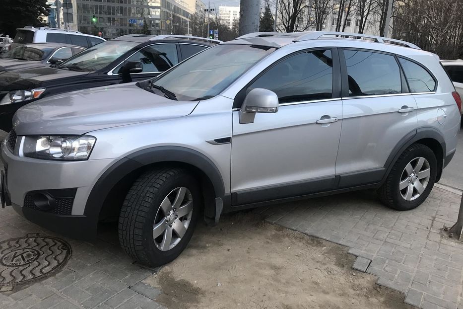 Продам Chevrolet Captiva Легковый универсал В 2011 года в Киеве