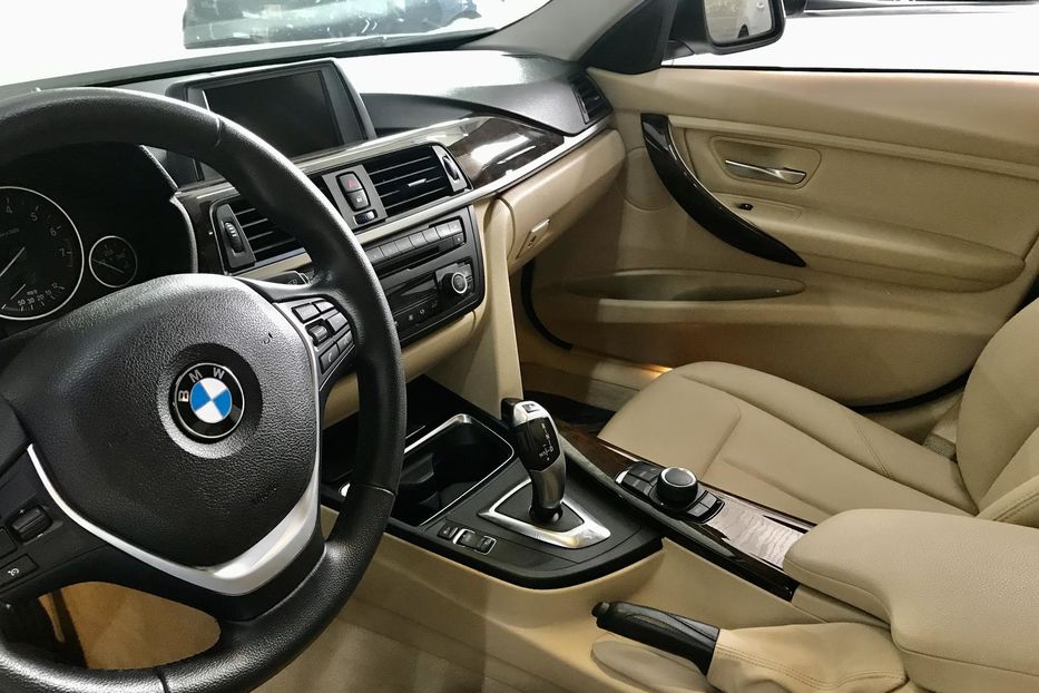 Продам BMW 328 2015 года в Киеве