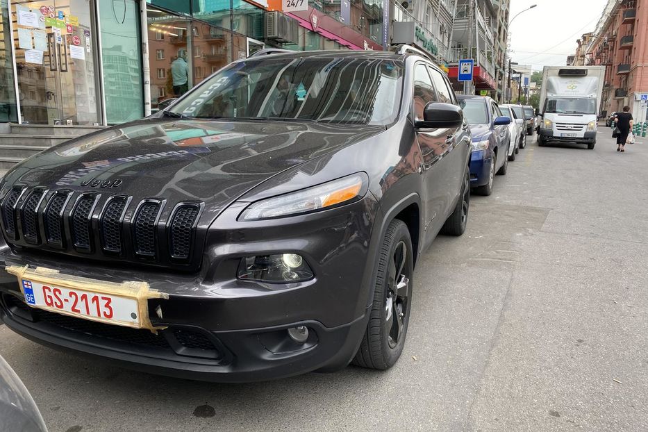 Продам Jeep Cherokee 2017 года в Одессе