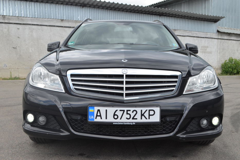 Продам Mercedes-Benz C-Class 200 2012 года в Киеве