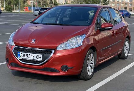 Продам Peugeot 208 Полный комплект. 2014 года в Киеве