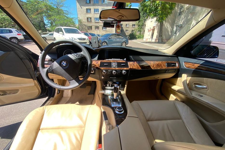 Продам BMW 523 2008 года в Одессе