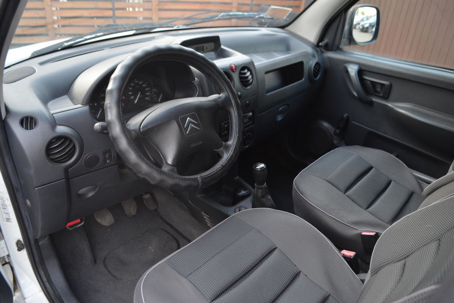 Продам Citroen Berlingo пасс. 2008 года в Киеве