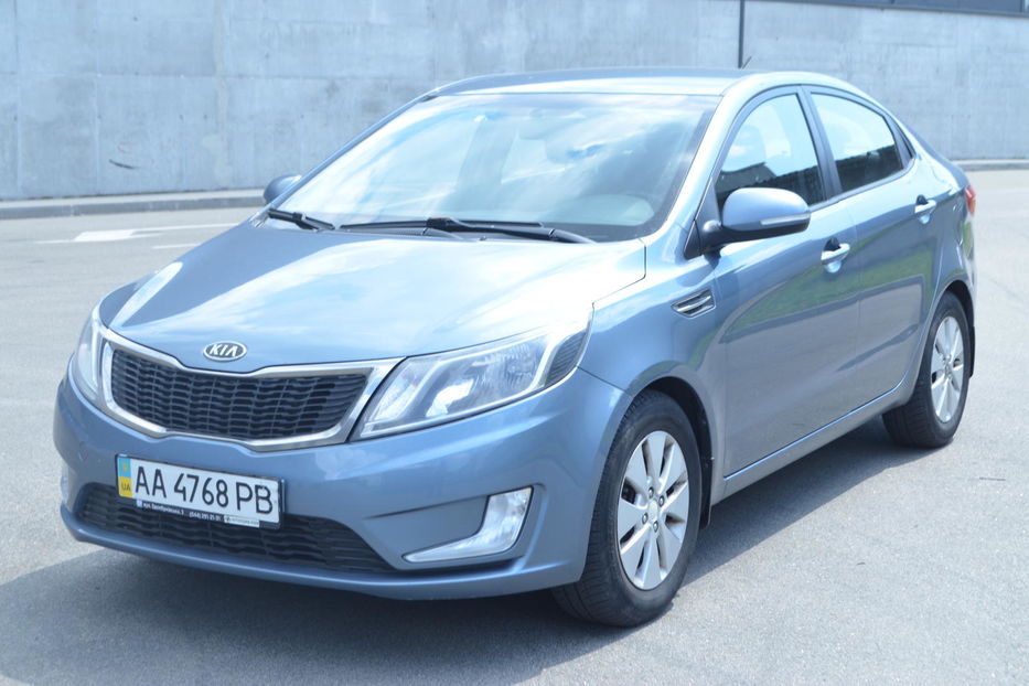 Продам Kia Rio 2012 года в Киеве