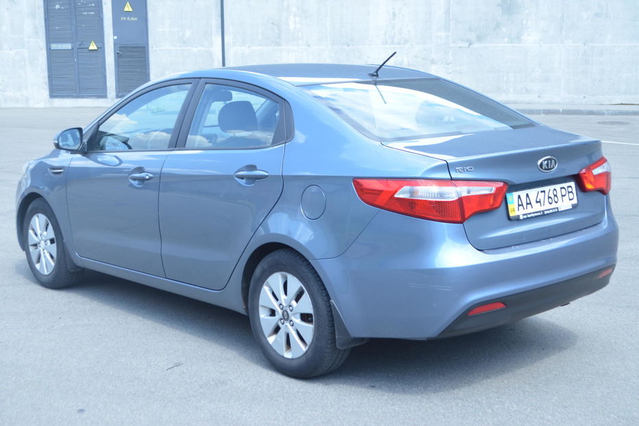 Продам Kia Rio 2012 года в Киеве