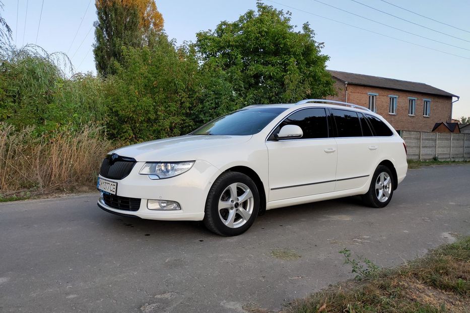 Продам Skoda Superb 2011 года в Житомире