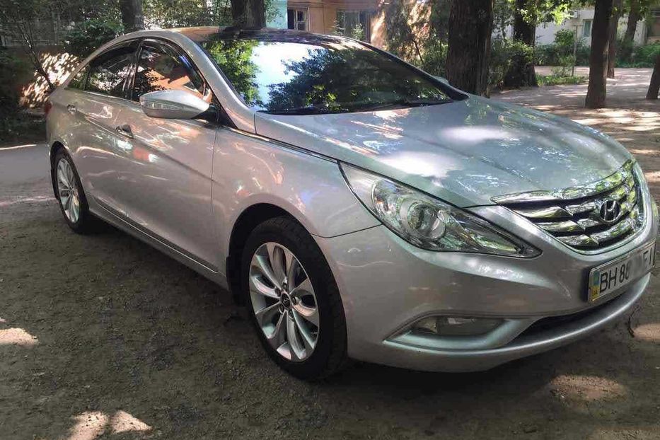 Hyundai sonata бензин