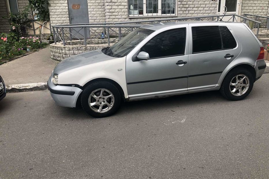 Продам Volkswagen Golf IV 2003 года в Киеве