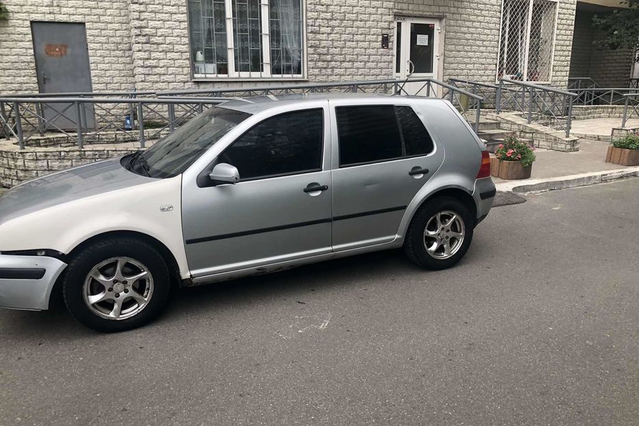 Продам Volkswagen Golf IV 2003 года в Киеве