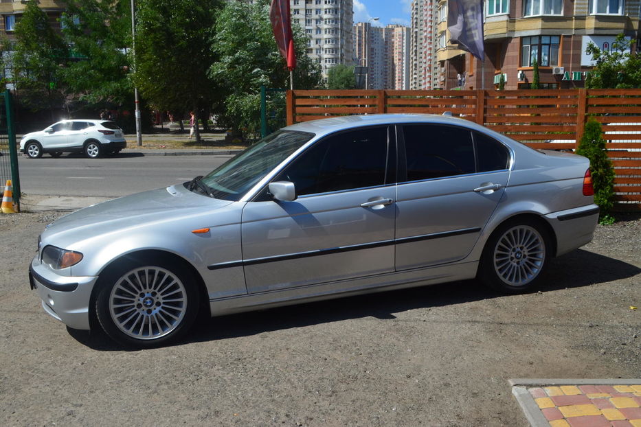 Продам BMW 330 2002 года в Киеве