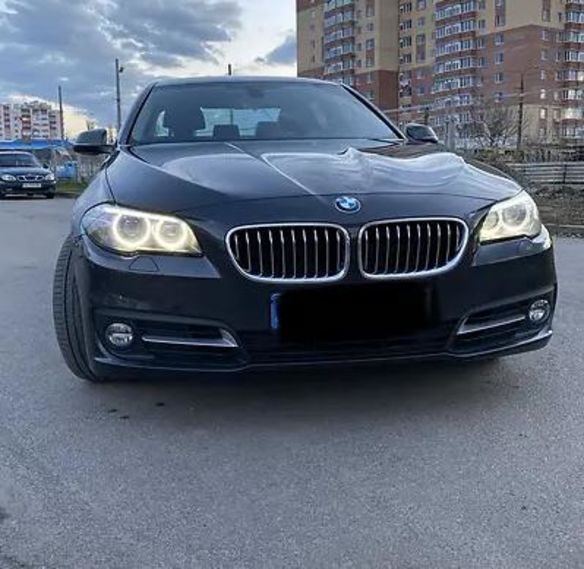 Продам BMW 520 2014 года в Киеве