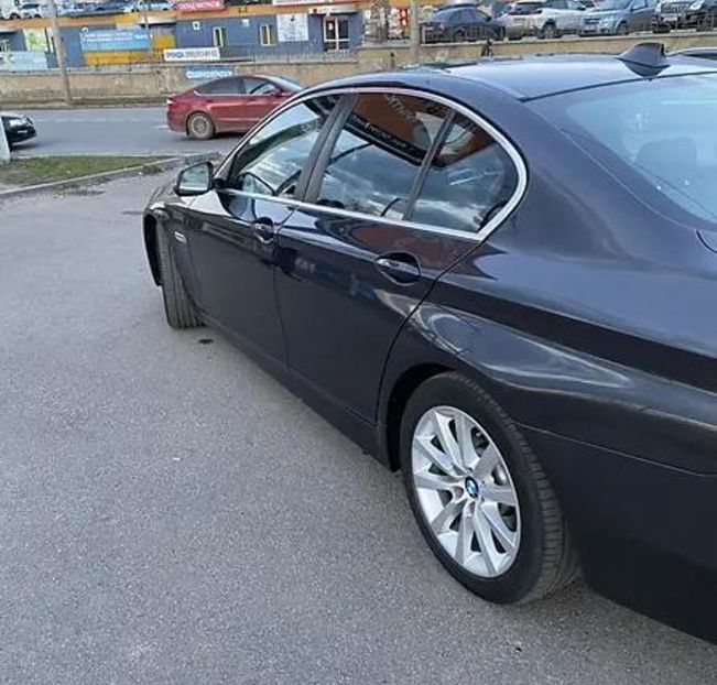 Продам BMW 520 2014 года в Киеве