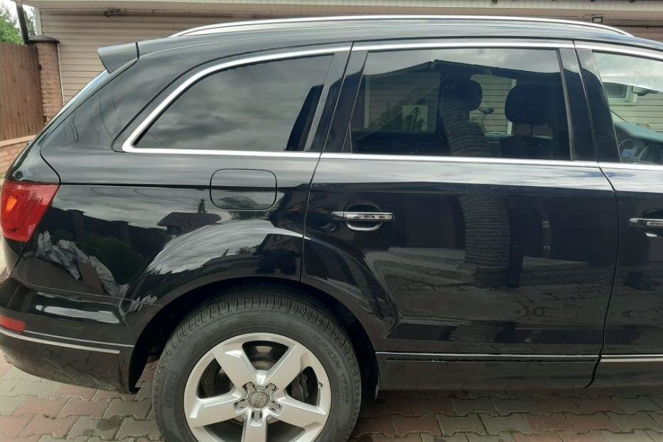 Продам Audi Q7 2015 года в Киеве