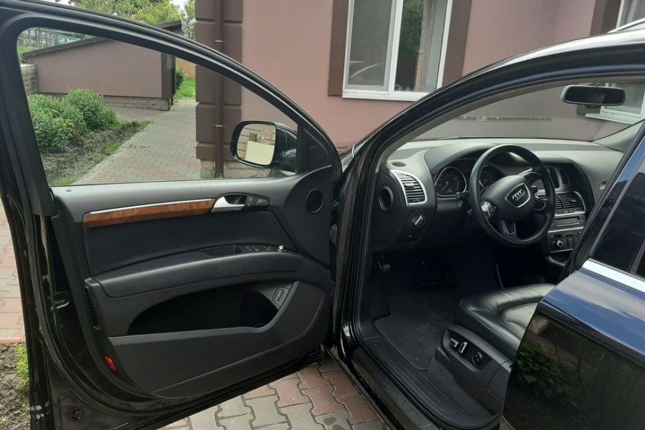 Продам Audi Q7 2015 года в Киеве