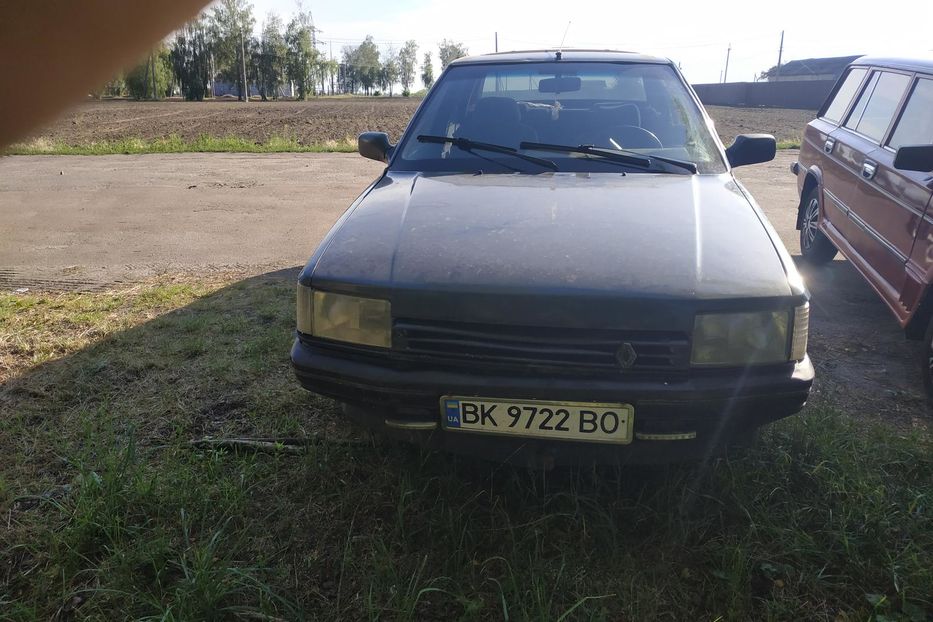 Продам Renault 21 седан в 1988 года в г. Борисполь, Киевская область