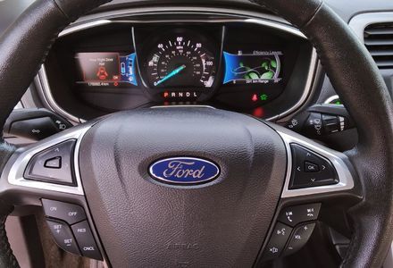 Продам Ford Fusion plug in hybrid titanium 2015 года в Днепре