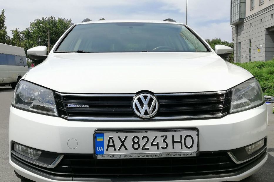 Продам Volkswagen Passat B7 2013 года в Харькове