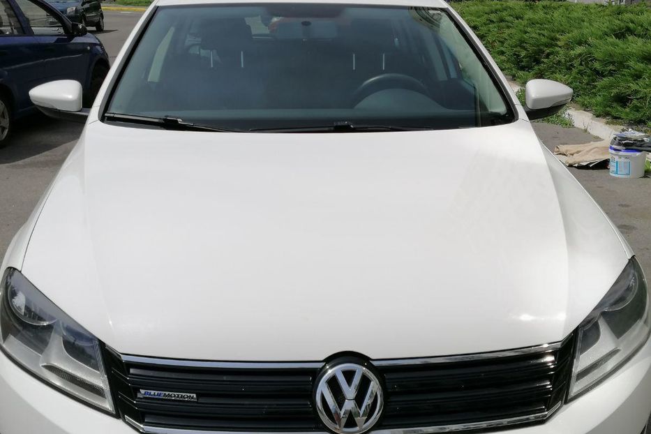 Продам Volkswagen Passat B7 2013 года в Харькове