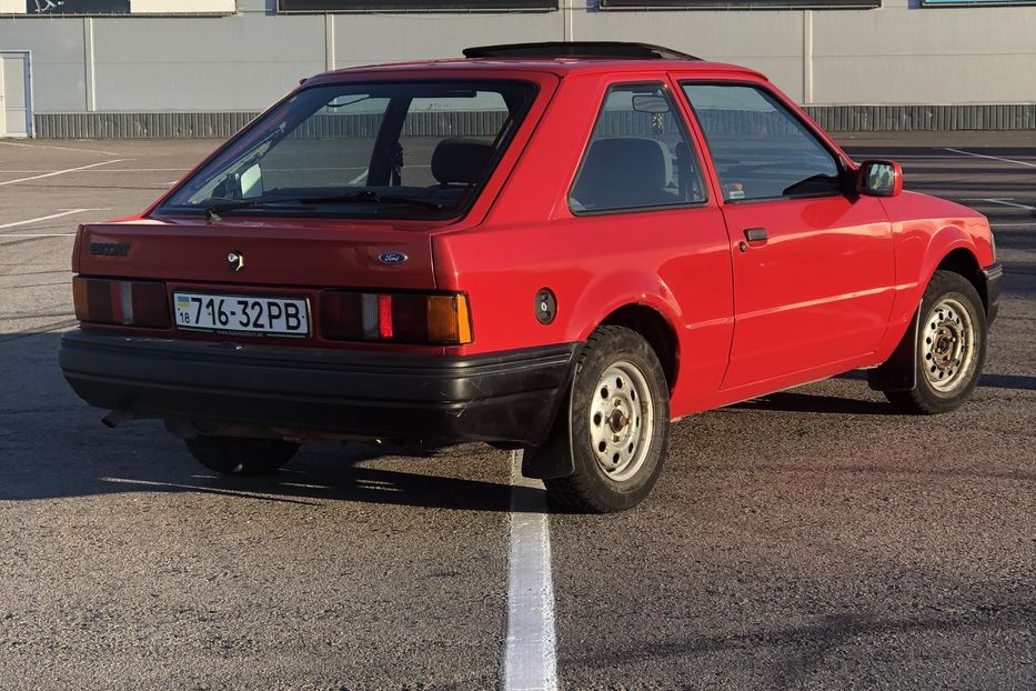 Продам Ford Escort 1989 года в Ровно