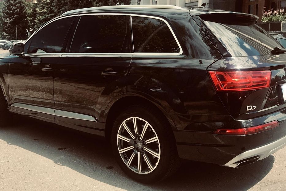 Продам Audi Q7 Premium Plus  2017 года в Одессе