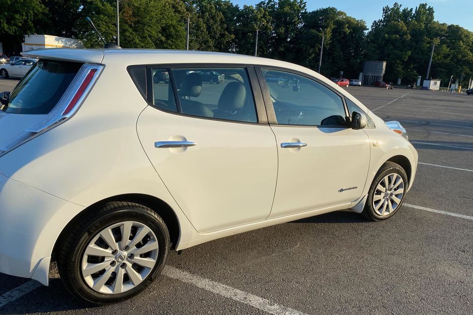 Продам Nissan Leaf S+ 2014 года в Киеве