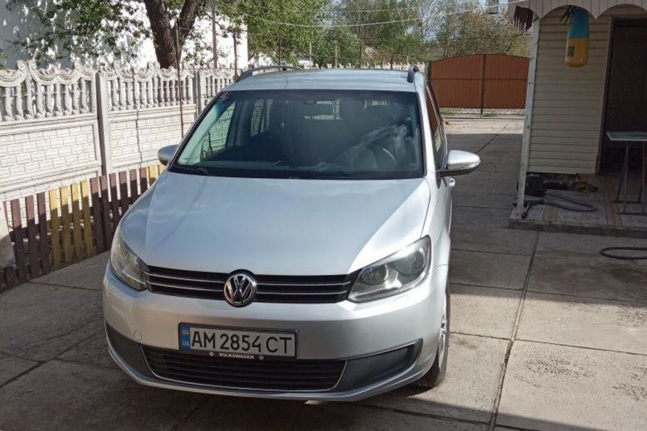 Продам Volkswagen Touran 2013 года в г. Малин, Житомирская область