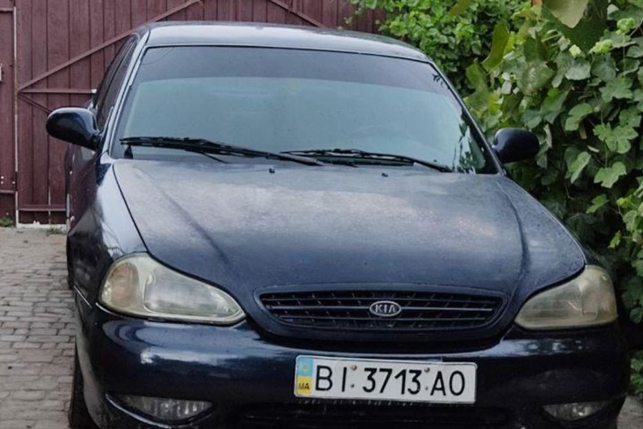 Продам Kia Clarus 1998 года в Харькове