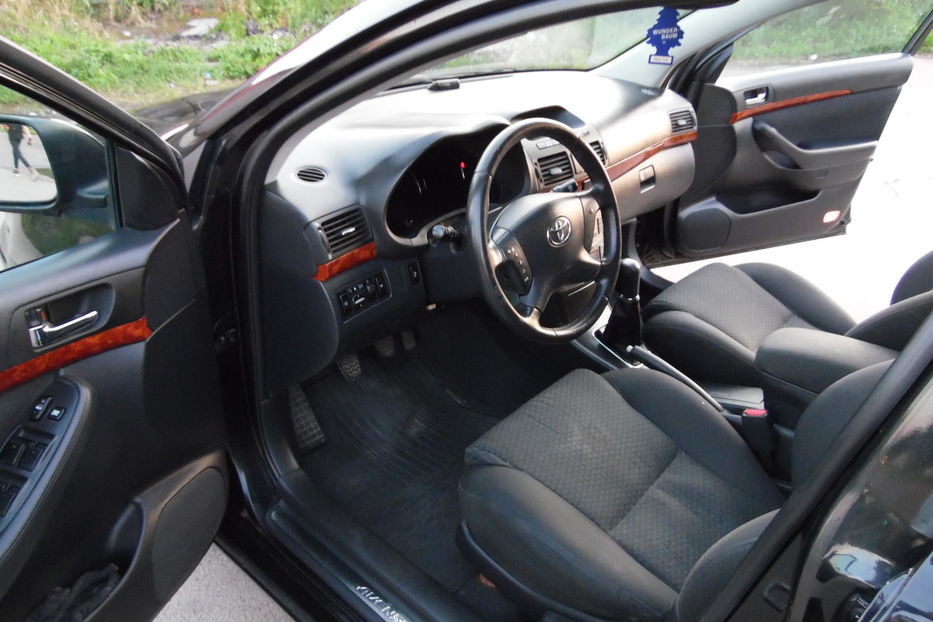 Продам Toyota Avensis 2006 года в г. Коростень, Житомирская область