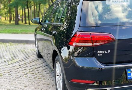 Продам Volkswagen Golf VII SE 2019 года в Киеве