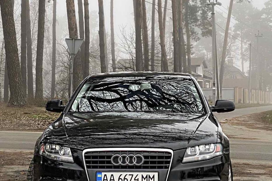 Продам Audi A4 Premium  2011 года в Киеве