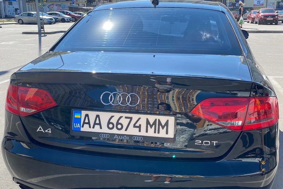 Продам Audi A4 Premium  2011 года в Киеве