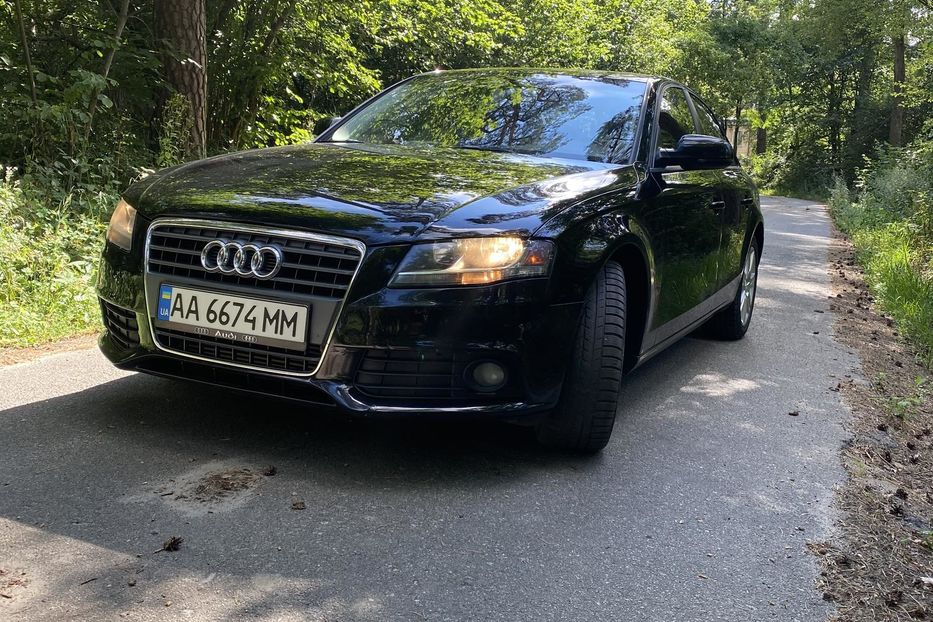 Продам Audi A4 Premium  2011 года в Киеве