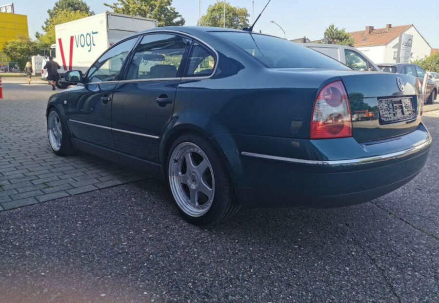 Продам Volkswagen Passat B5 2003 года в Ужгороде