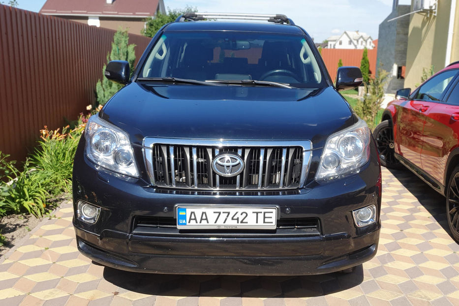 Продам Toyota Land Cruiser Prado 150 2010 года в Киеве