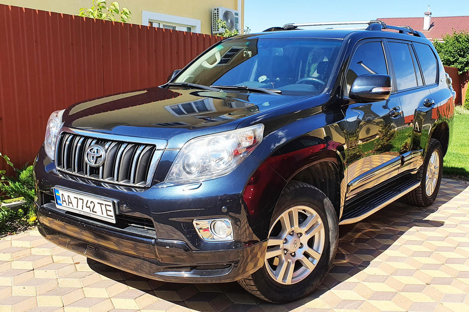 Продам Toyota Land Cruiser Prado 150 2010 года в Киеве