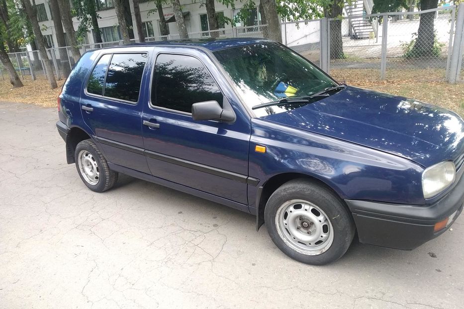 Продам Volkswagen Golf III 1995 года в Харькове