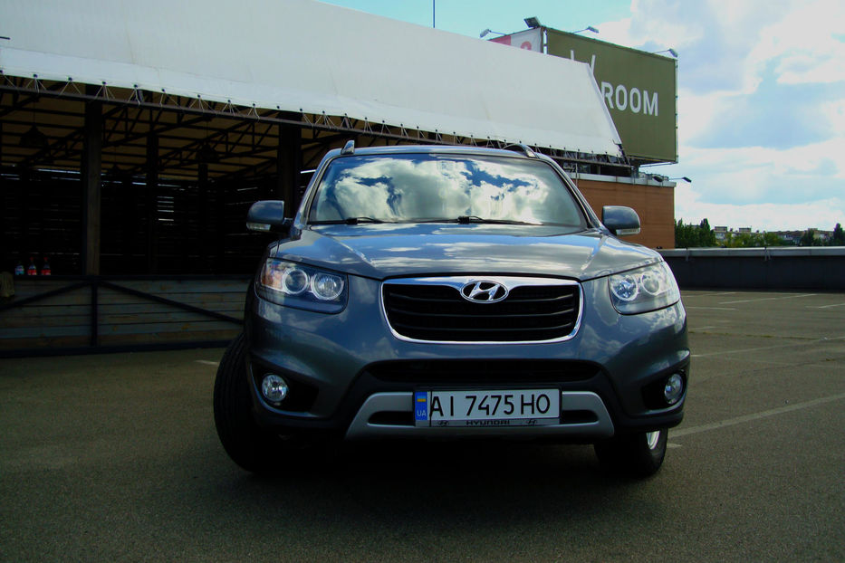 Продам Hyundai Santa FE 2011 года в г. Вишневое, Киевская область