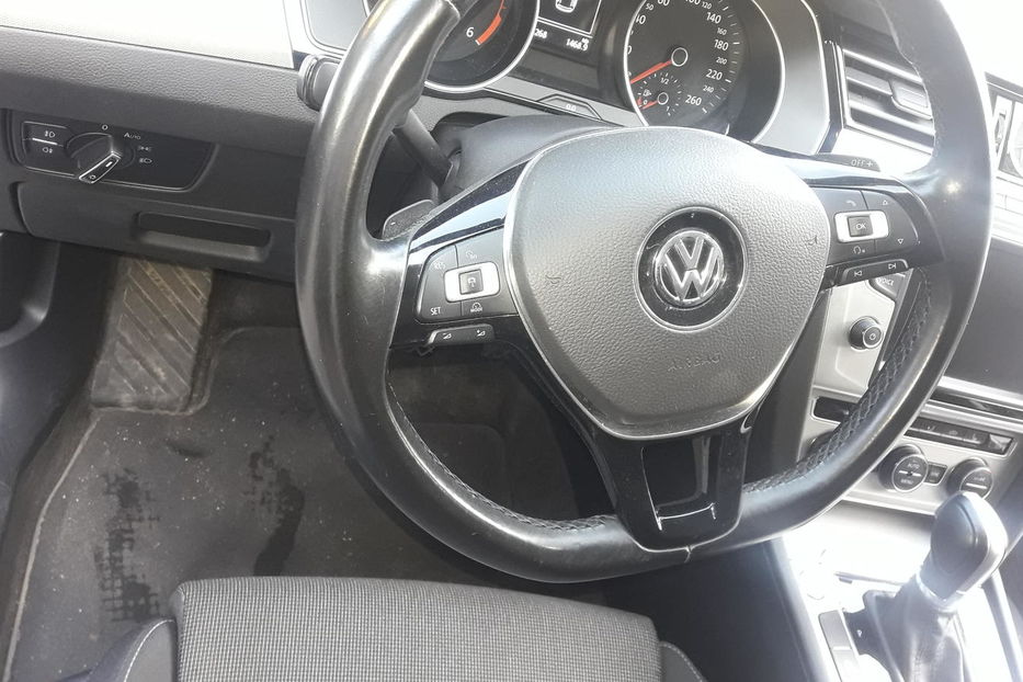 Продам Volkswagen Passat B8 2015 года в Львове