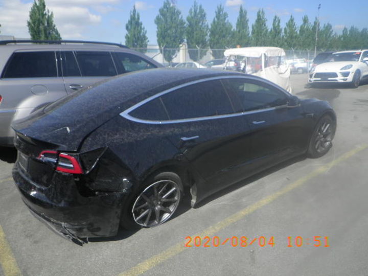 Продам Tesla Model 3 2019 года в Одессе