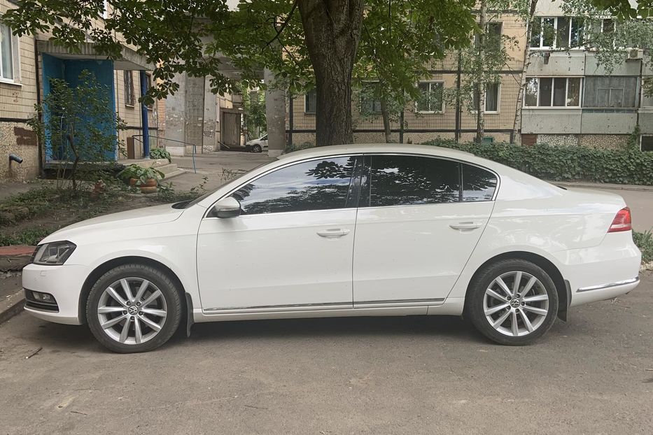 Продам Volkswagen Passat B7 2013 года в г. Кривой Рог, Днепропетровская область