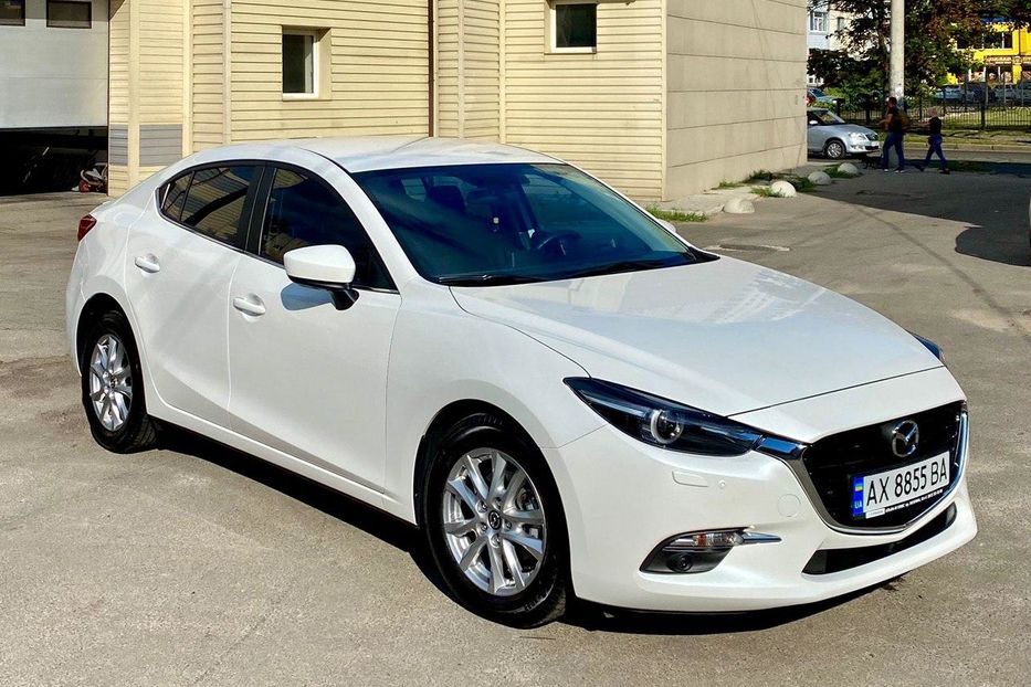 Продам Mazda 3 2018 года в Харькове