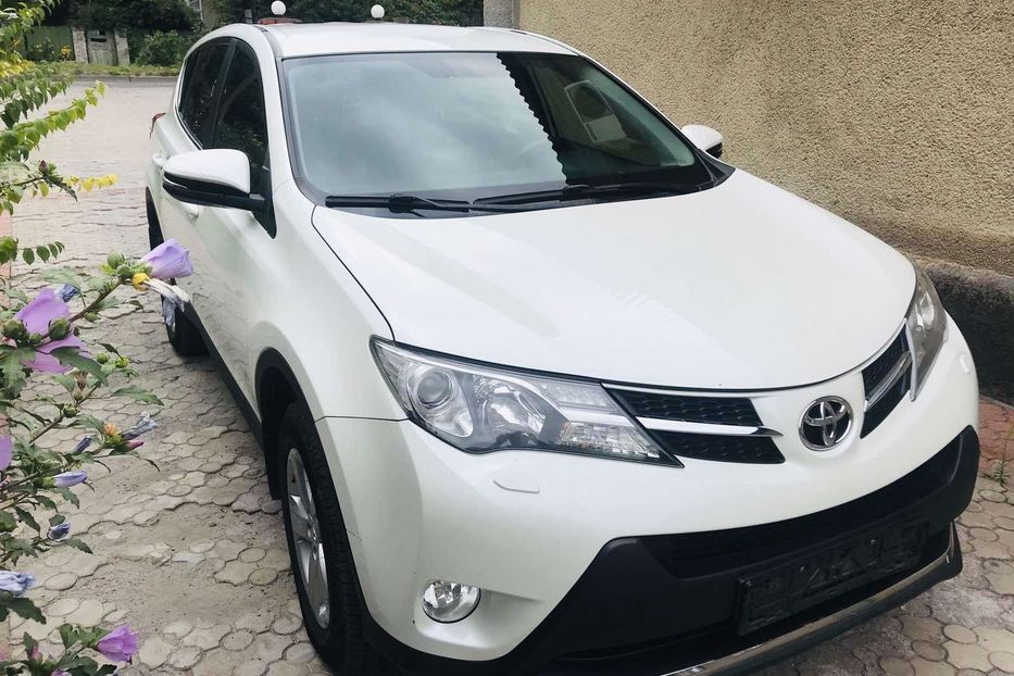 Продам Toyota Rav 4 2013 года в Запорожье