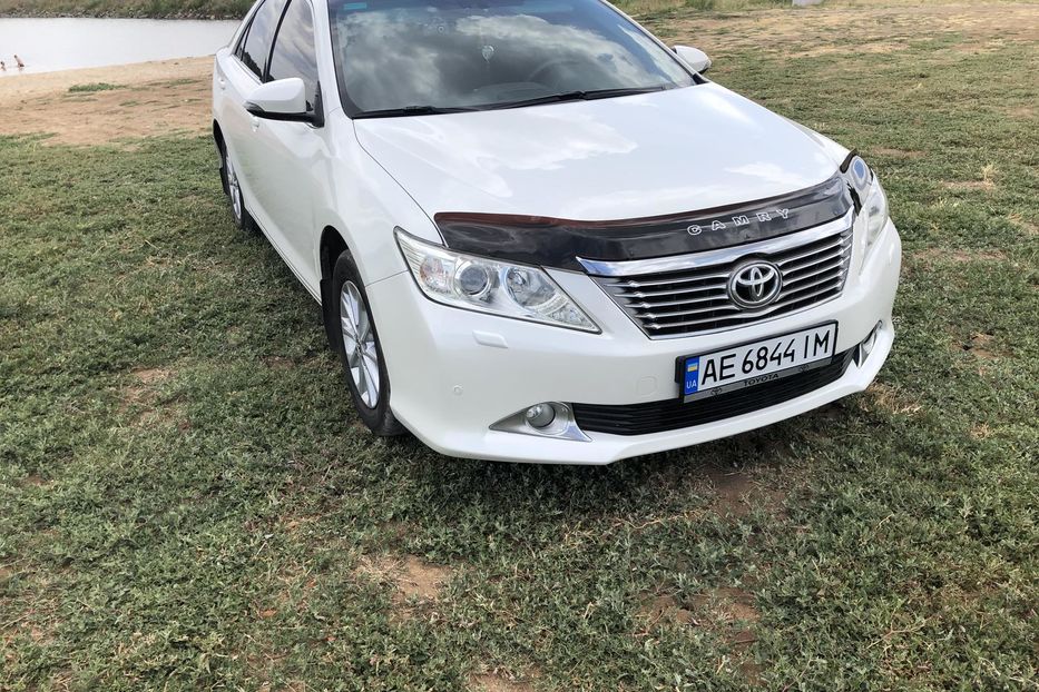 Продам Toyota Camry 2011 года в г. Кривой Рог, Днепропетровская область