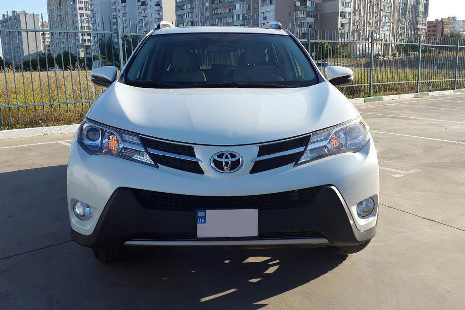 Продам Toyota Rav 4 LIMITED 2015 года в г. Южный, Одесская область